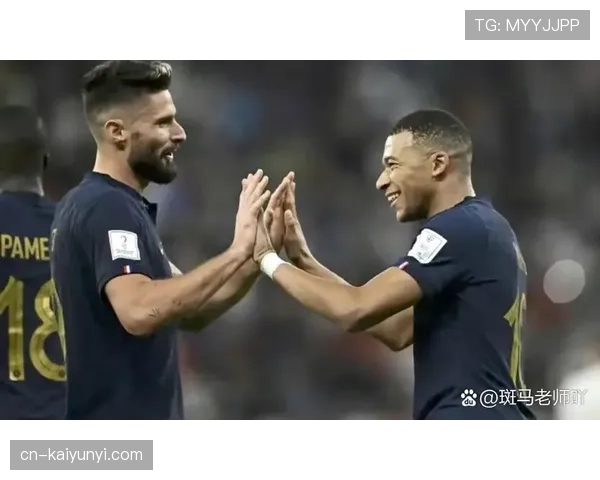 阿尔瓦雷斯与哈兰德同队时的战术定位与出场机会冲突分析